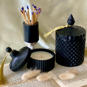 Scented Soy Wax Candle in Decorative Onyx Jar