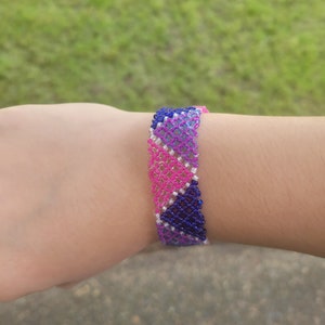 Pink, Blue, Purple, and White Triangle Patterned African Zulu Beaded Bracelet - Gift For Teens And Adults - Summer Jewelry - African Jewelry