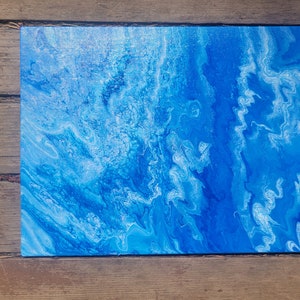 Peinture acrylique bleu foncé, bleu clair et blanc océan - 11 x 14 pouces - tableau entoilé - art mural abstrait - décoration de bureau, dortoir, chambre à coucher