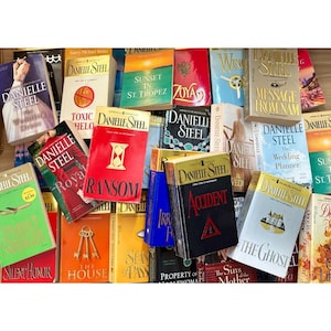 Lot of 10 Danielle Steel Romance PB Mass Market Popular Books RANDOM MIX