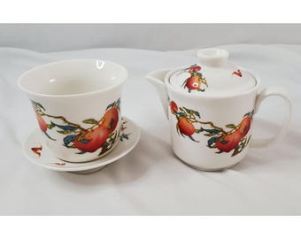 TenRens 4 Piece Tea for One Set Peaches And Bats White Teapot and Cup Set Tea Party Decor