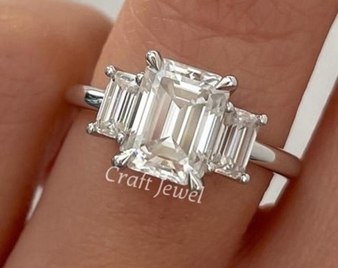 2.50 CT Three-Stone Emerald Cut Moissanite Engagement Ring, Elegant Trilogy Wedding Ring, Ideal for Anniversaries & Valentine's Gift for Her