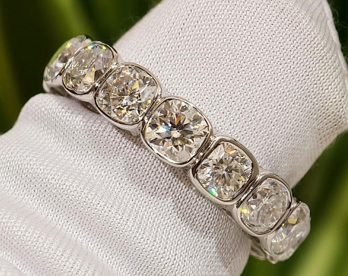 Cushion Cut Full Eternity Promise Band, Bezel Setting Wedding Band, Sparkling Diamond Anniversary Gift, Stackable Bridal Jewelry