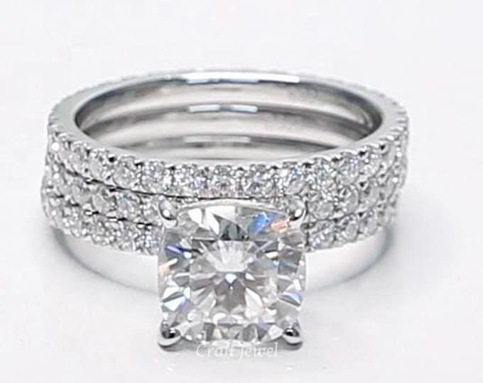 Cushion Cut Lab Grown Diamond Trio Ring Set