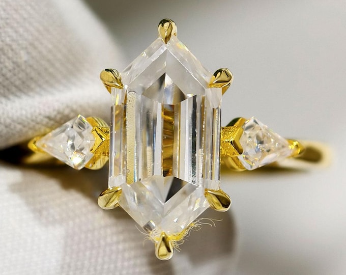 Step Cut Hexagon Moissanite Engagement Ring Side Kite Cut Solid 14k Gold Promise Ring Six Claw Prong Set Three Stone Wedding Ring