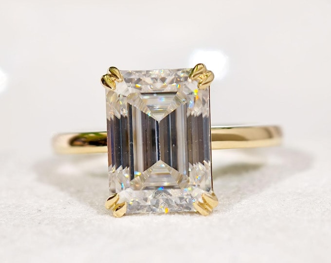 4 CT Emerald Cut Solitaire Moissanite Engagement Ring, 14K Solid Gold Ring Emerald Cut Double Claw Prong Wedding Anniversary Rings for Women