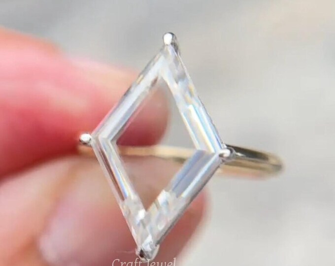 Antique 4 CT Lozenge Rose Cut Colorless Moissanite Ring, Kite Cut Moissanite Engagement Ring, Solitaire Ring, Anniversary Gifts For Women