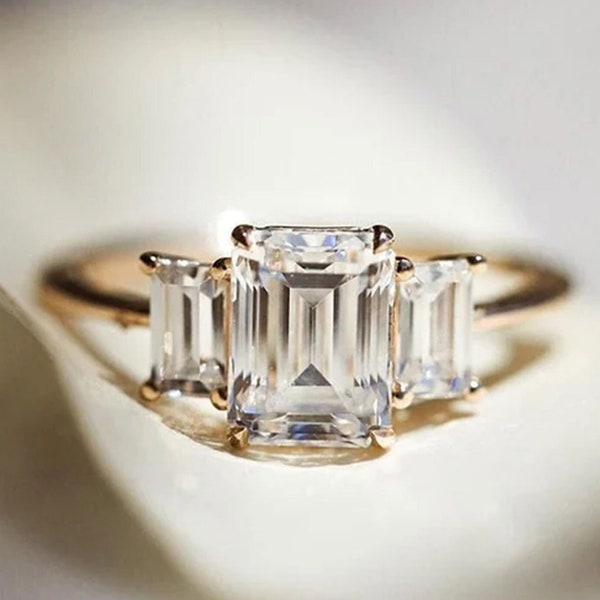 Three Stone Emerald Cut Moissanite Engagement Ring, Three Stone Emerald Cut Ring, Moissanite Engagement Ring, Emerald Cut Wedding Ring,Rings