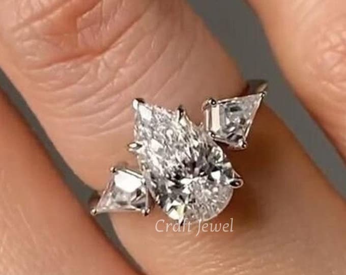 Three Stone 3 CT Pear Cut Moissanite Engagement Ring, Pear Cut Engagement Ring, Three Stone Ring, Side Kite Cut Three Stone Ring For Women