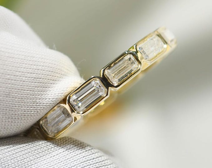 East West Emerald Cut Lab Grown Diamond Wedding Band, Unique Bezel Set Full Eternity Anniversary Band, CVD Diamond Minimalist Birthday Gift