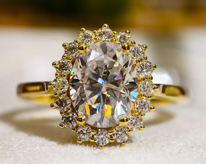 3 CT Oval Moissanite Engagement Ring with Starburst Halo, Gold Cluster Wedding Ring, Elegant Anniversary Gift And Promise Ring for Her