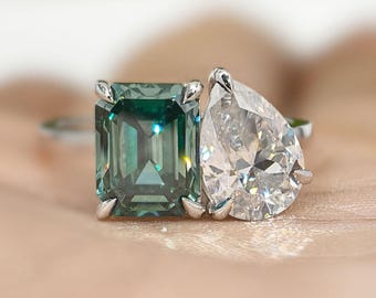 Emerald And Pear Moissanite Toi Et Moi Engagement Ring, 14K Solid Gold Two Stone Wedding Ring For Her, Unique Handmade Jewelry Gift