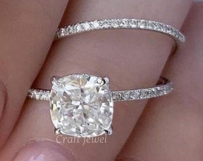 Cushion Cut Lab Grown Diamond Wedding Ring Set