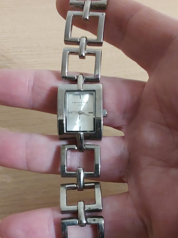 IDENTITY LONDON quartz silver tone brutalist watch chain strap statement  watch dress watch cocktail watch