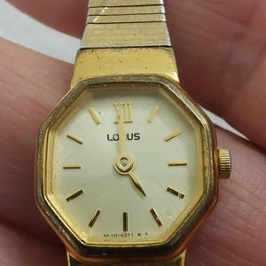 Vintage LORUS Goldtone goldplated OCTAGONAL quartz watch