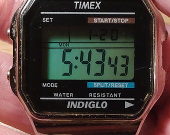 Vintage TIMEX Indiglo Digitaluhr - goldfarben, neue Batterie
