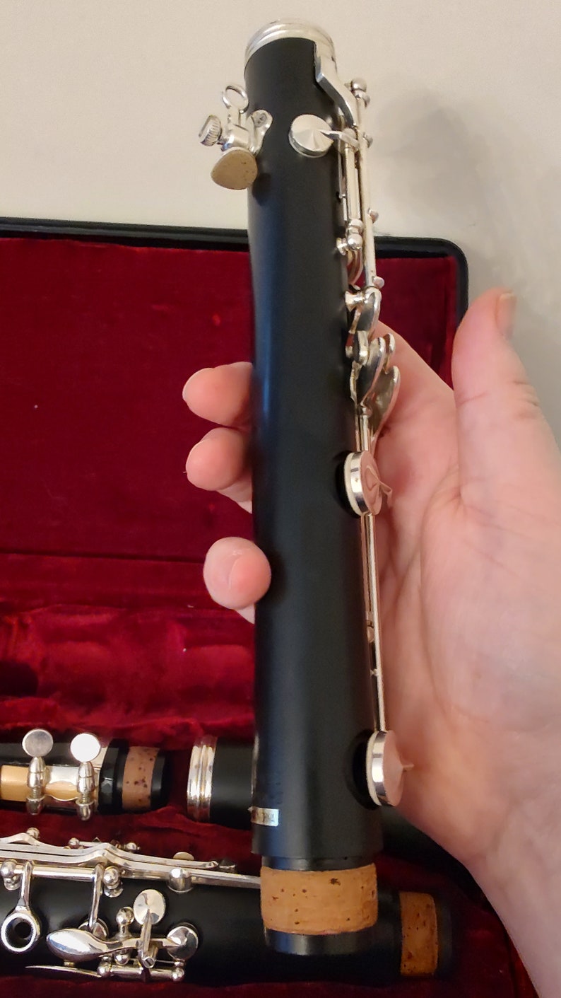 CLARINET JUPITER 631 with Case oil reeds and book image 5