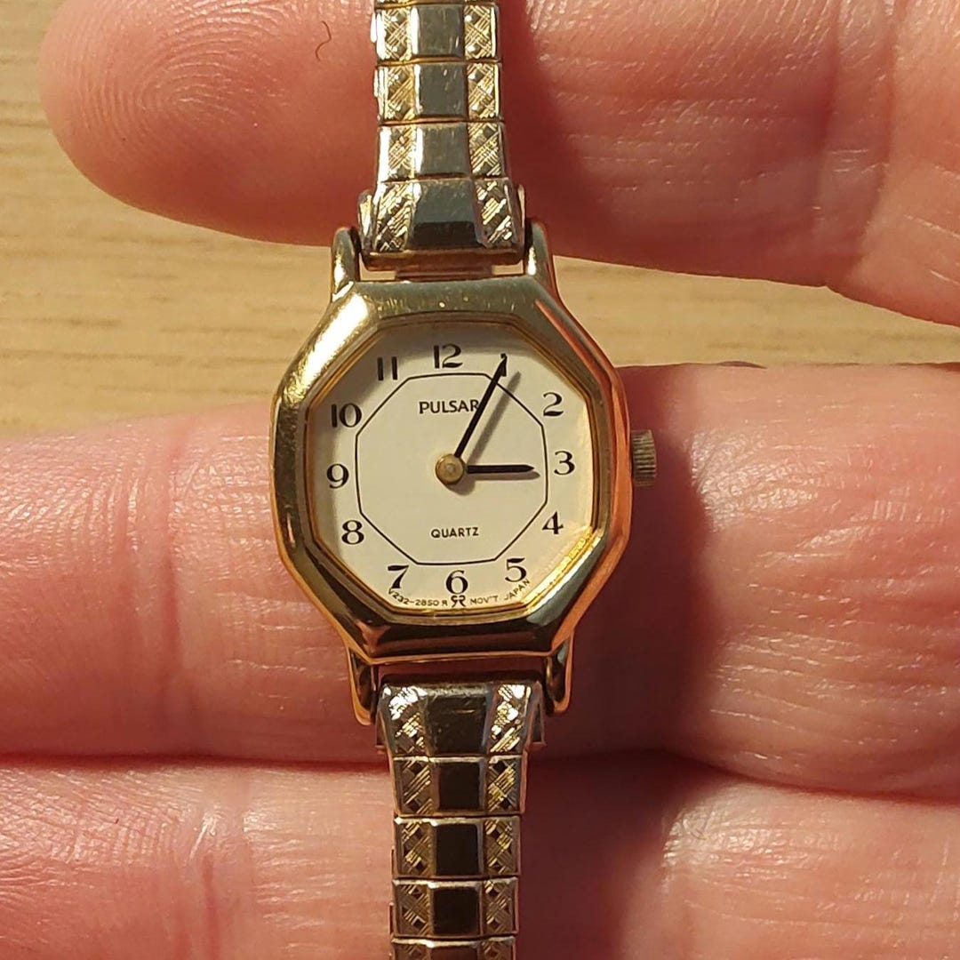 Vintage Pulsar Octagonal Quartz Watch, Gold-tone Expandable  display picture 2