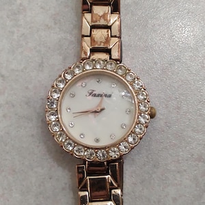ladies bling quartz watch diamond MOP dial