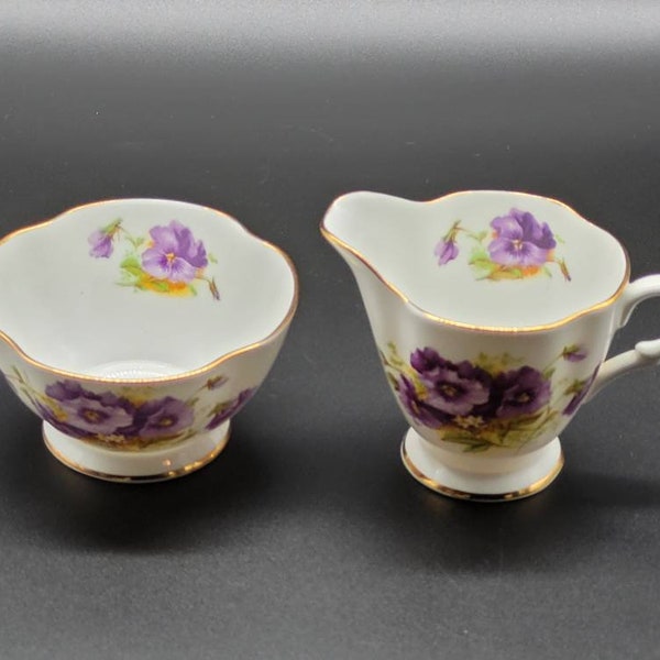 Pot à crème et soucoupe Royal Windsor vintage, doré floral violet, fleurs décoratives peintes à la main