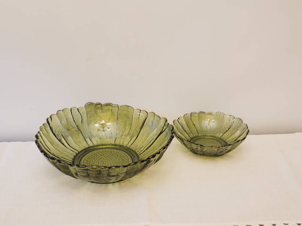 1970's Sunflower Design Chip and Dip Bowl Vintage Green Etsy UK