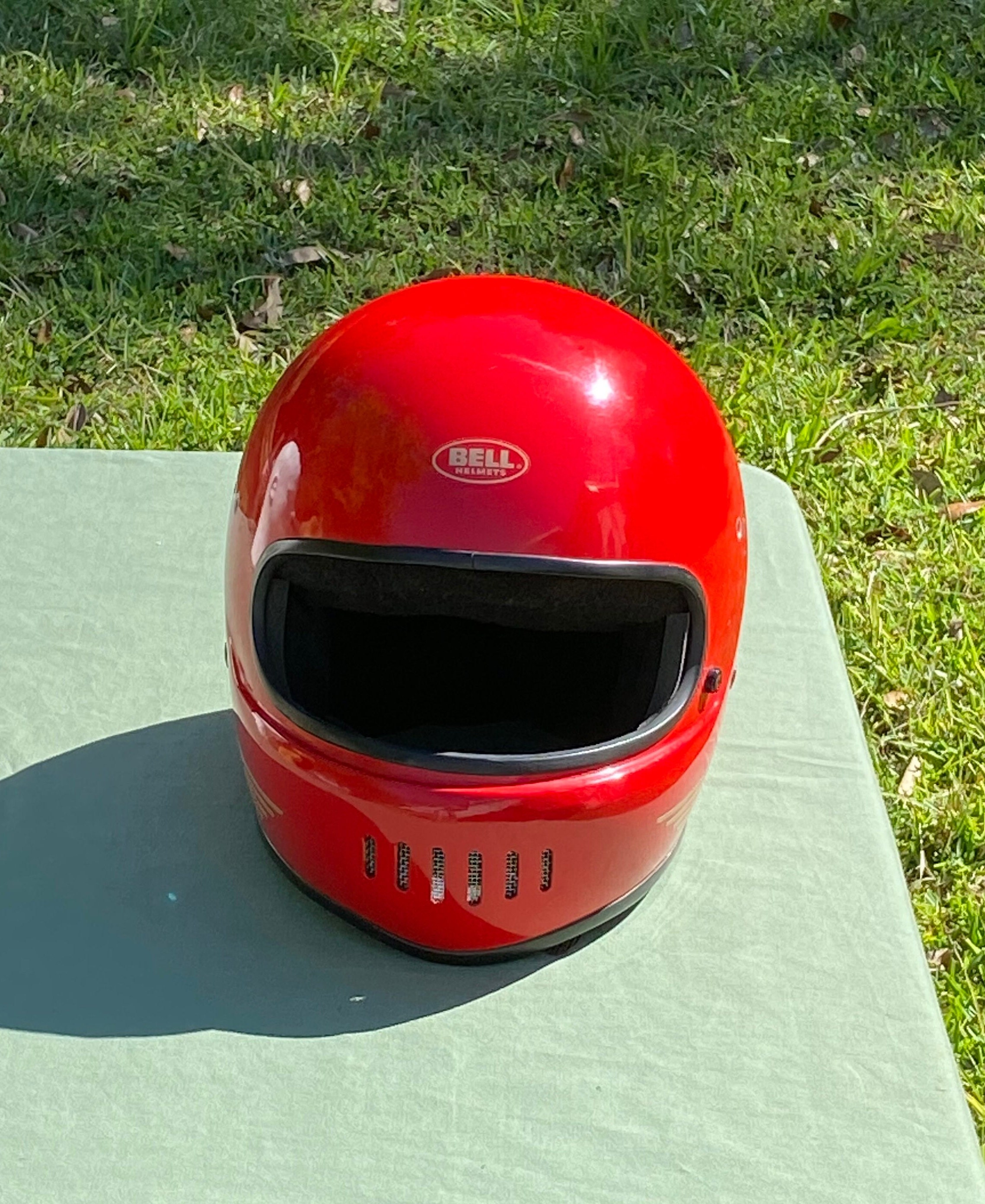 Vintage BELL Sport Full Face Helmet: Red Auto Motorcycle Racing