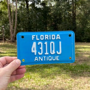 Florida Antique Motorcycle License Plate Tag # 431QJ, White over Blue, Vintage for collector display gift