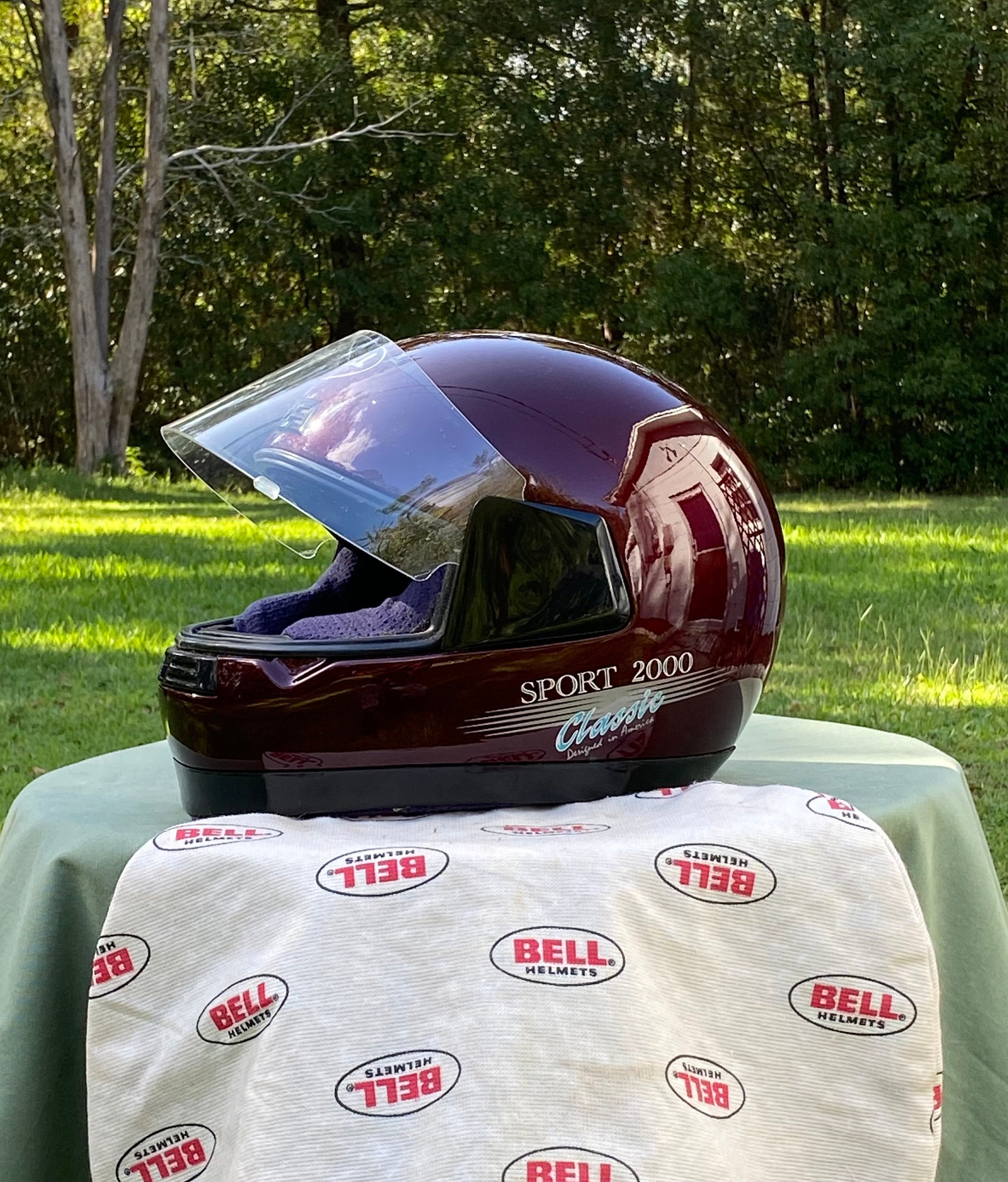 BELL Helmet, Bell Sport 2000 Full Face, Maroon With Shield BELL Helmet, Bell Sport 2000 Full Face, Maroon With Shield