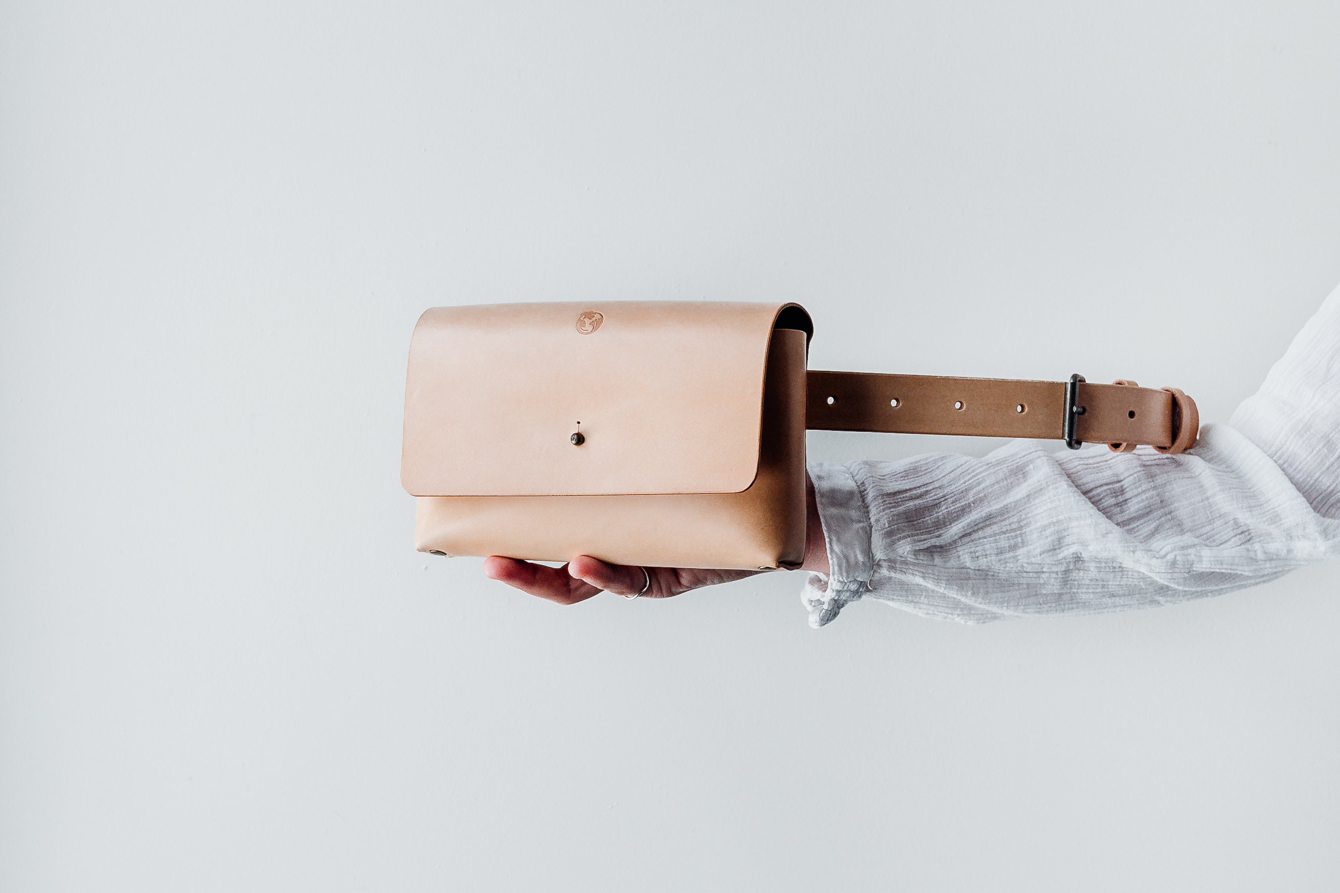 Handcrafted Leather Belt Bag, Fanny Pack, Crossbody Chic, Unisex