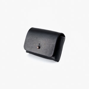 Estuche para Monedas de Cuero Hecho a Mano - Perfecto para viajar - Diseño minimalista negro - Cartera Billetera Pequeña