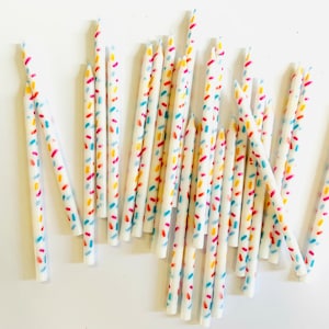 24 candles birthday cake in sprinkles look with candle holders - 10 cm high - Birthday Christmas Birthday Cake