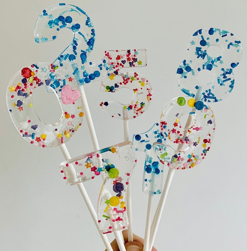 Number lollipop / edible cupcake topper / muffin decoration / cake topper cake decoration party bag / handmade / sustainable / back to school / birthday image 1