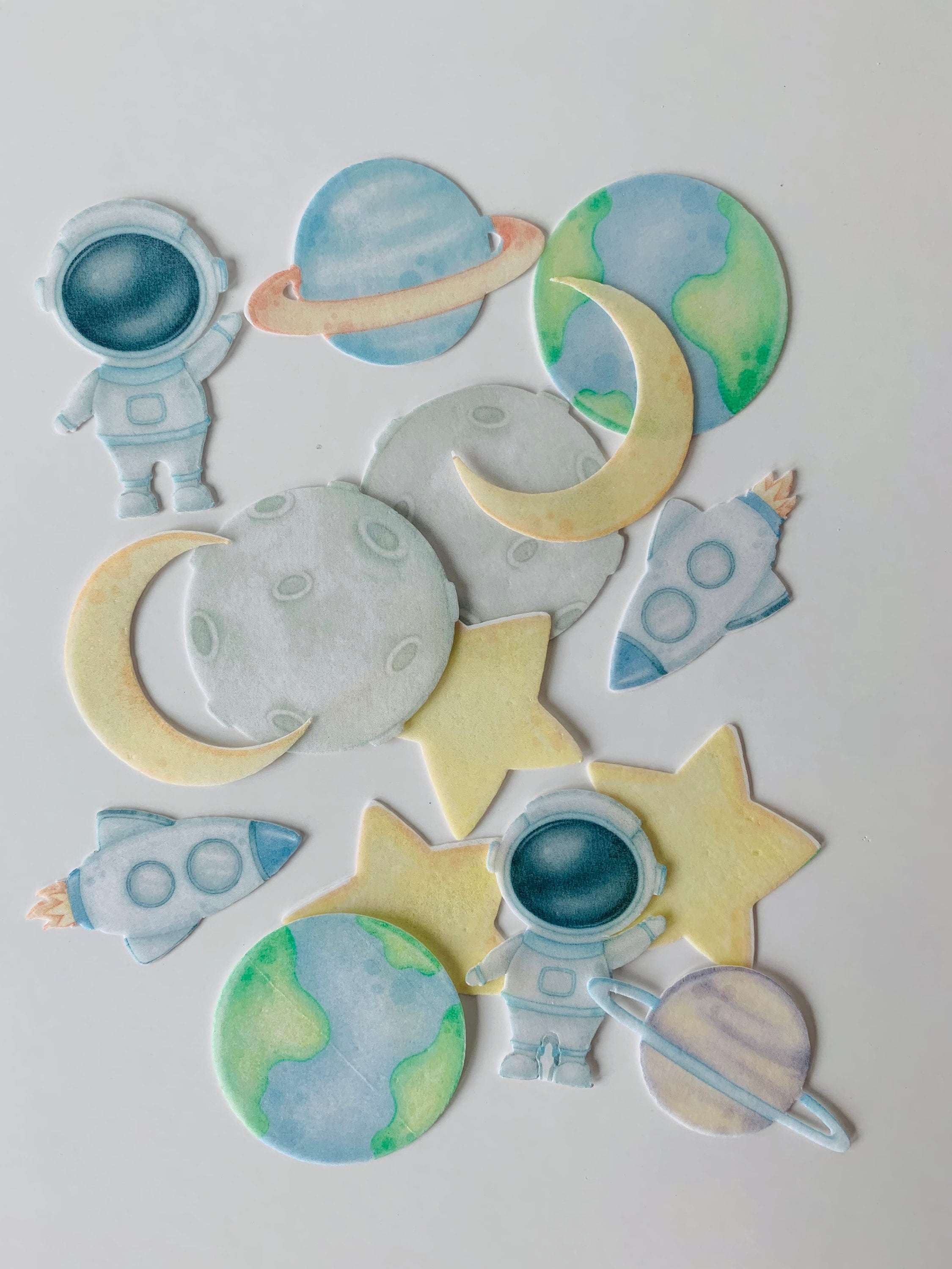 Decorazioni Festa A Tema Spazio Topper Torta Astronauta Spaziale - 12 Pezzi Per Decorazione Compleanno - Figure Per Torte E Cupcake Bruno Astronauta - Foto 11