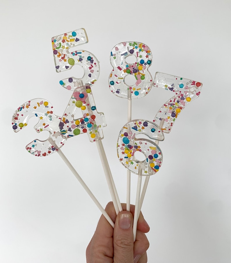 Zahlen Lolli / Essbare Cupcake Topper / Muffin Deko / Cake Topper Tortendeko Mitgebsel / handgemacht / nachhaltig / Schulanfang / Geburtstag Bild 2