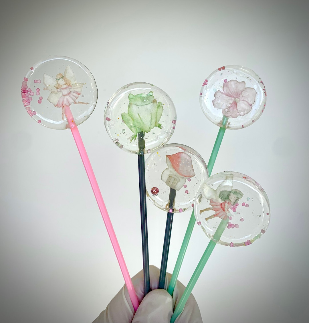 JYNVO Essbare Blütendeko Für Torten - 50 Sakura Blüten Aus Esspapier (4x4 Cm)