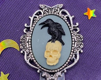 Clip Bookmark with Raven and Skull Cameo