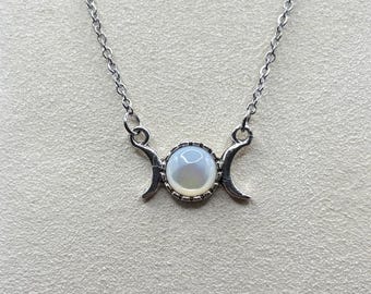 Collar conector de Diosa de la Triple Luna y Nácar