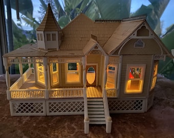 9444 Pioneer Quarterscale (1:48) O Scale Craftsman Dollhouse Kit