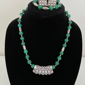 Malachite Necklace with silver pendant and earrings and bracelet