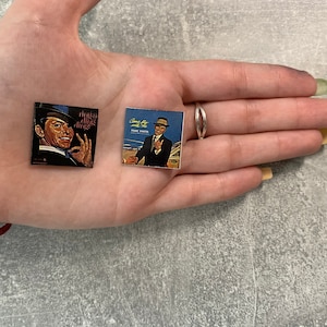 Frank Sinatra. Miniature discs 2 albums. Scale 1/12. Come fly with me and Ring and Ding ding .