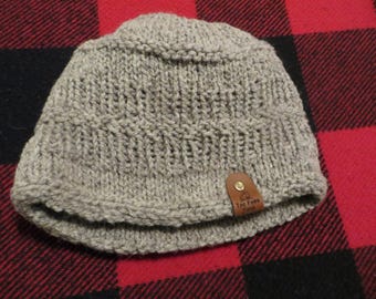 Too Fewe Farm 100% wool Hand knit hat