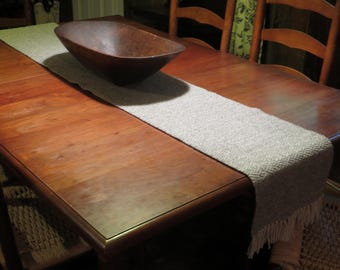 Too Fewe Farm 100% wool hand spun, 71x12 (including fringe) table runners