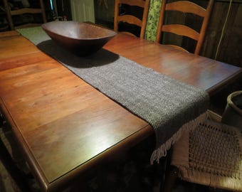 Too Fewe Farm 100% wool table runners