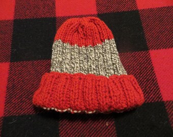 Too Fewe Farm 100% wool hand knit children's hat