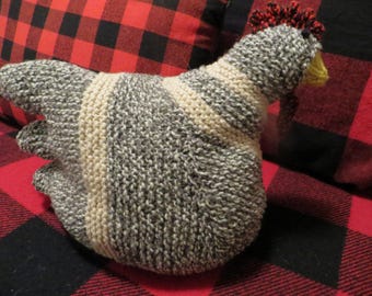 Too Fewe Farm hand knit 100% wool Support Hen