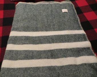 Too Fewe Farm 100% Green Mountain Queen Size blankets