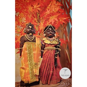 Traditional handmade wooden toy/wooden dolls/bommala koluvu/lakade gudiya/Wooden toys/ Wedding gifts/ Raja Rani/MARAPACHI DOLLS -10 inch