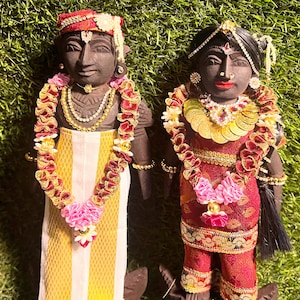 Traditional handmade MARAPACHI WOODEN DOLLS/ bommai/ bommala/gudiya/Wooden toys/ Wedding gifts/indian doll/Wood arr/ golu doll/navaratri