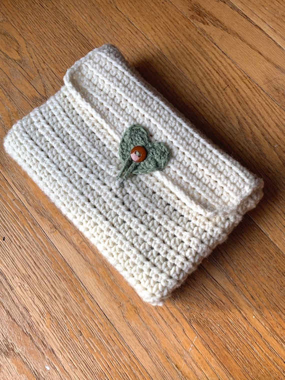 Bookish DIY: Knit Book Sleeves