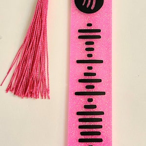 Musical Bookmark - Get the Party Started
